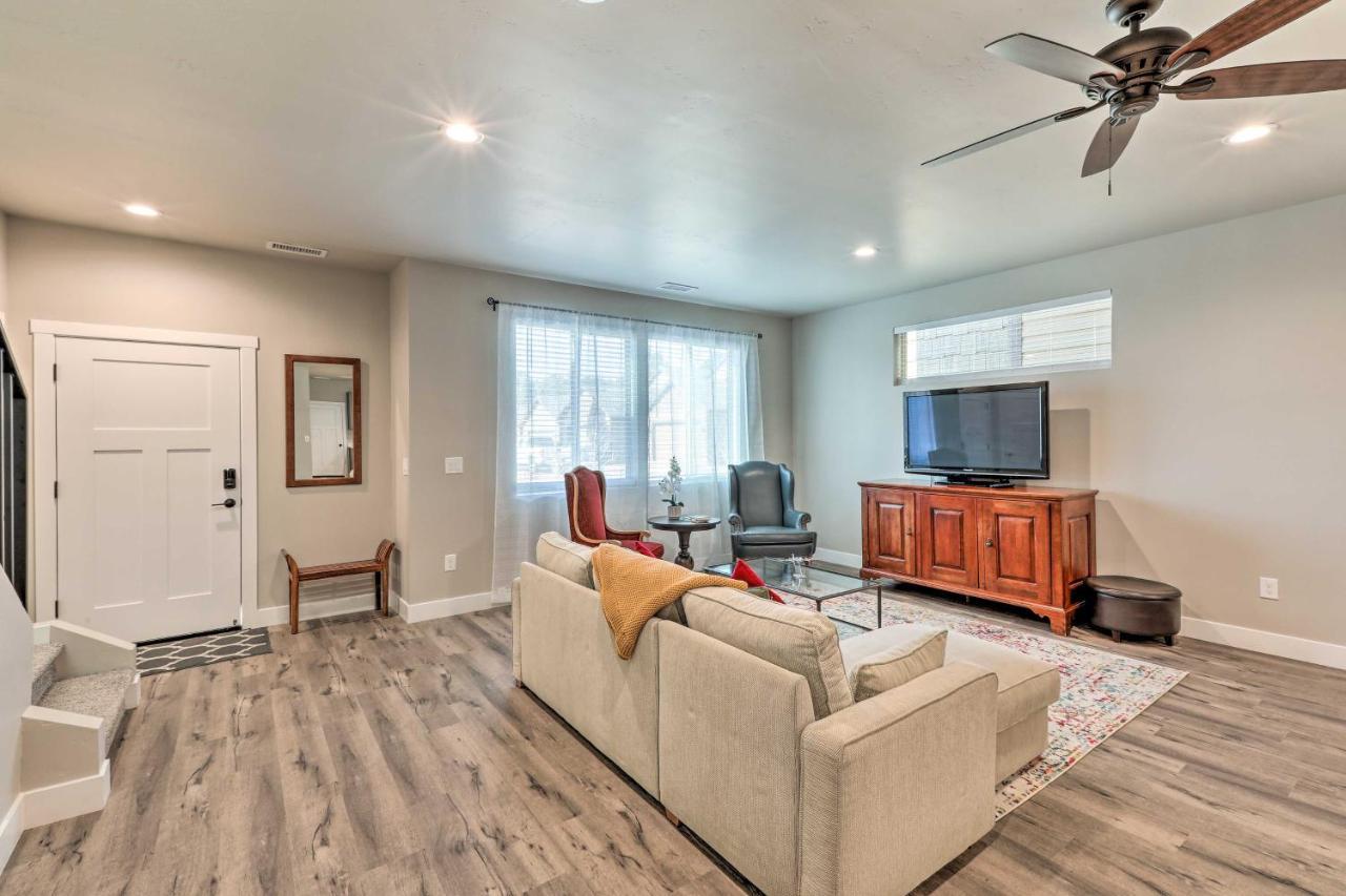 Modern Flagstaff Home, 4 Mi To Downtown! Εξωτερικό φωτογραφία